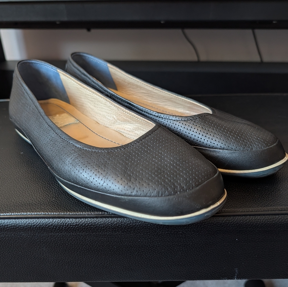 ECCO D’Lite Leather Perforated Ballet Flats, Women’s EU‎ 42 (Size 11)